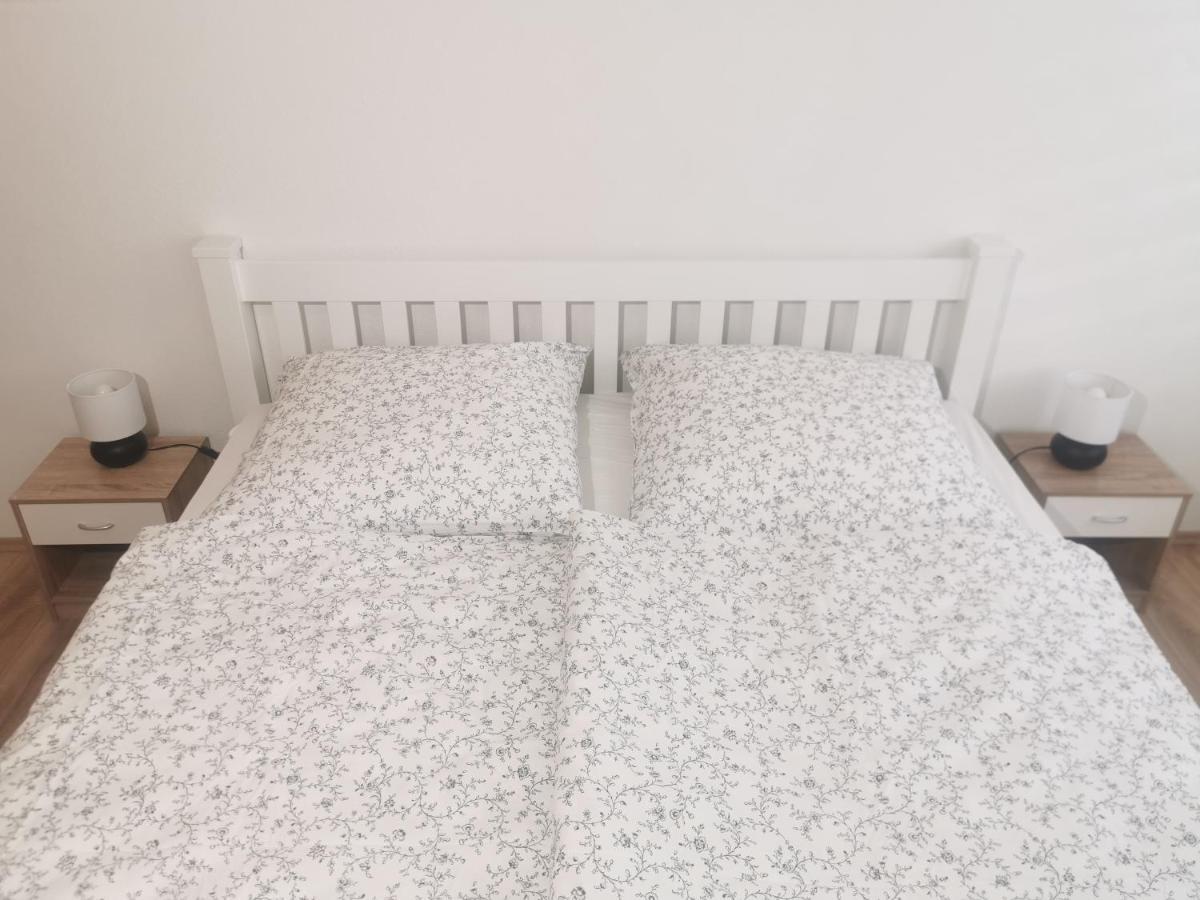 Schwarzwaldmarie Ferienwohnung Löffingen Eksteriør billede